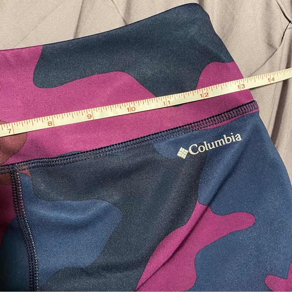 Like New Columbia Camo Leggings - Picture 9 of 13